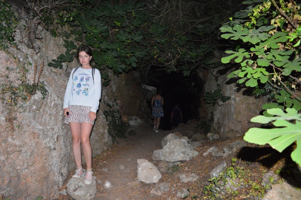 В пещере Cova des Coloms